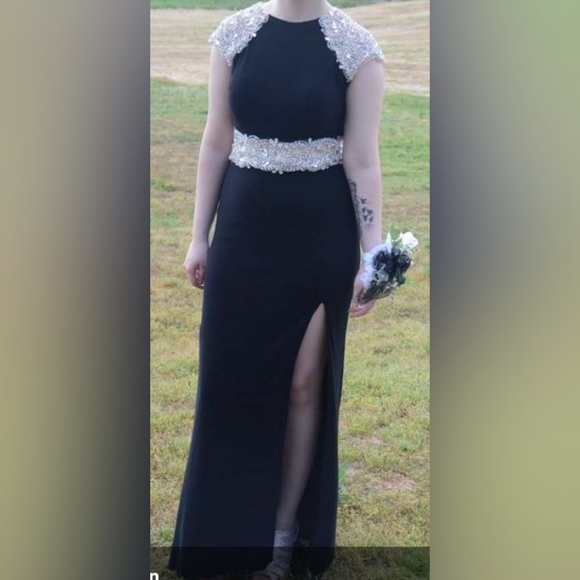 Size 4 Black Dress - Picture 1 of 3